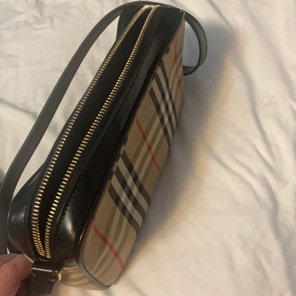 Burberry Small Vintage Check and Leather Camera Bag - Picture 6 of 8
